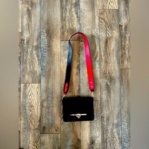 NWT - cross body bag with red details